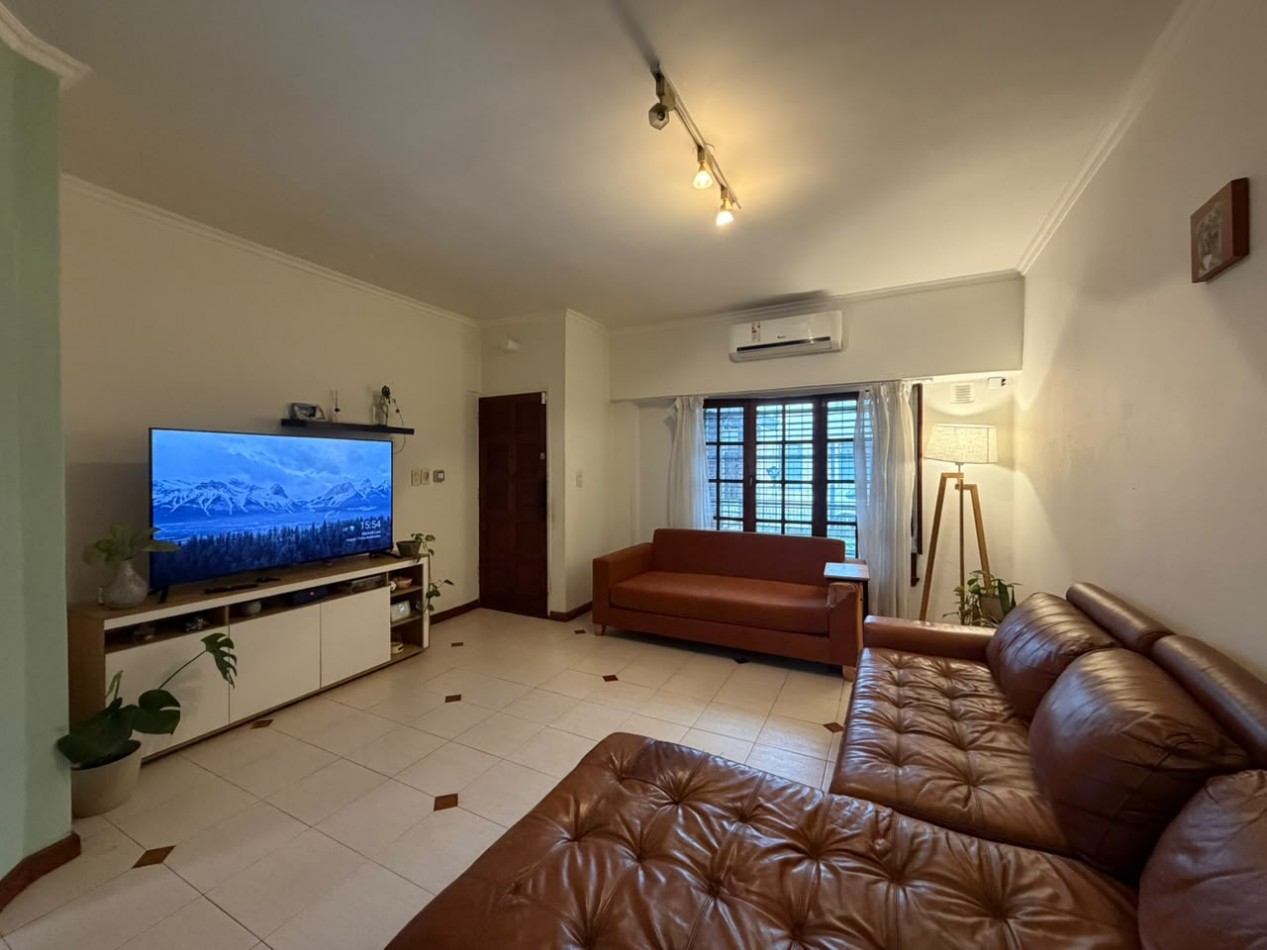 Hermosa Casa De 5 Ambientes - Villa Ballester