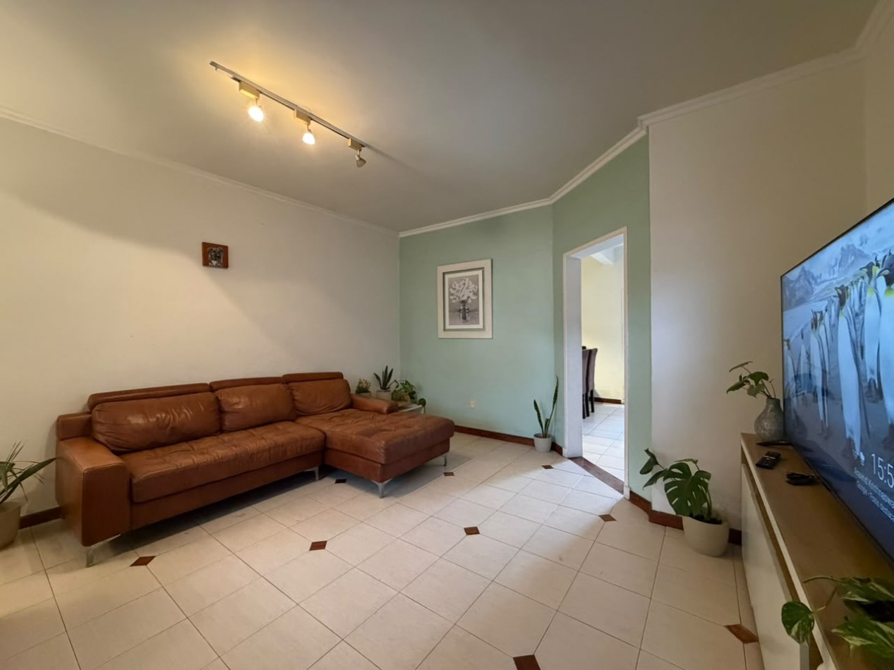 Hermosa Casa De 5 Ambientes - Villa Ballester