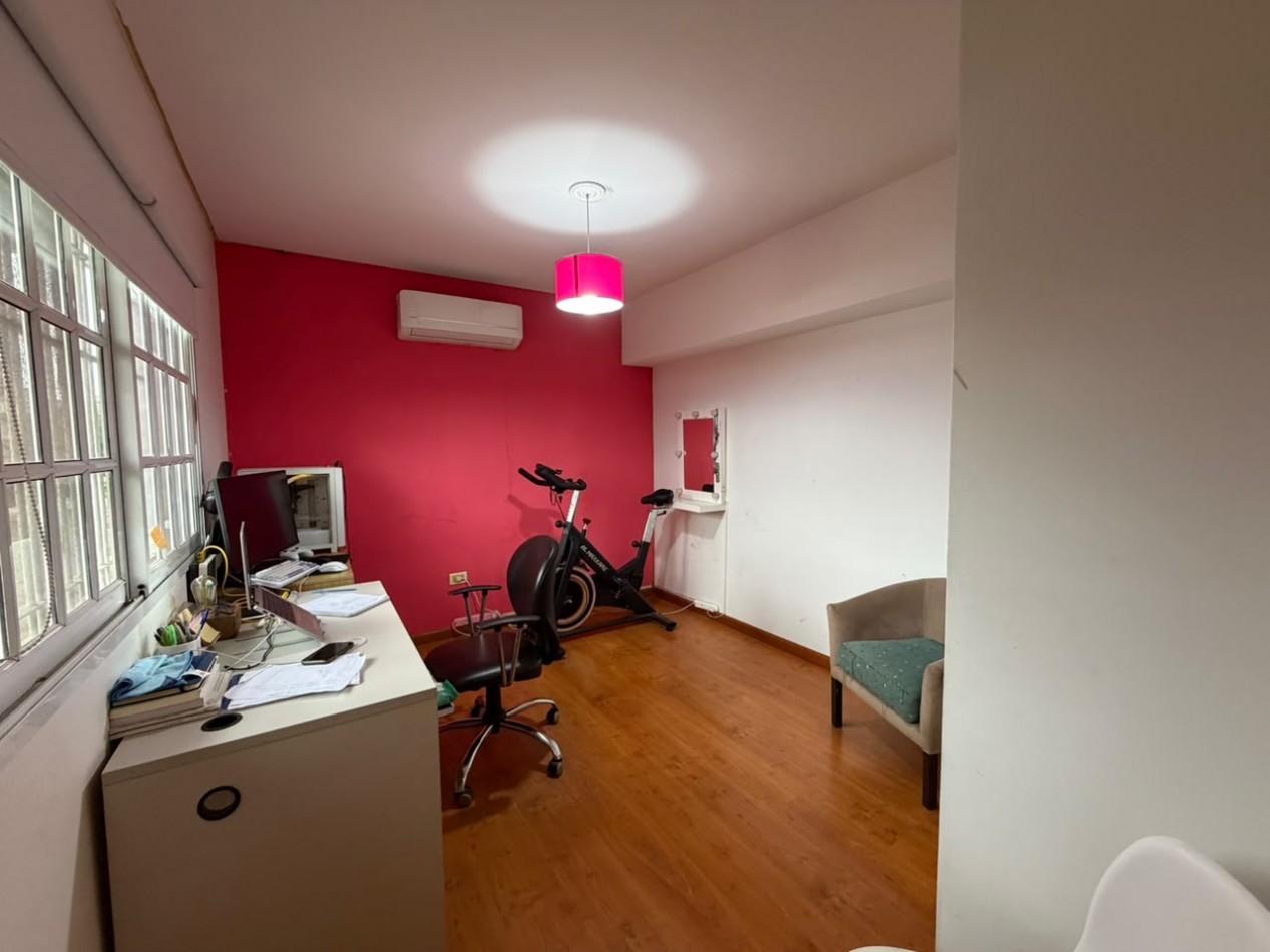 Hermosa Casa De 5 Ambientes - Villa Ballester