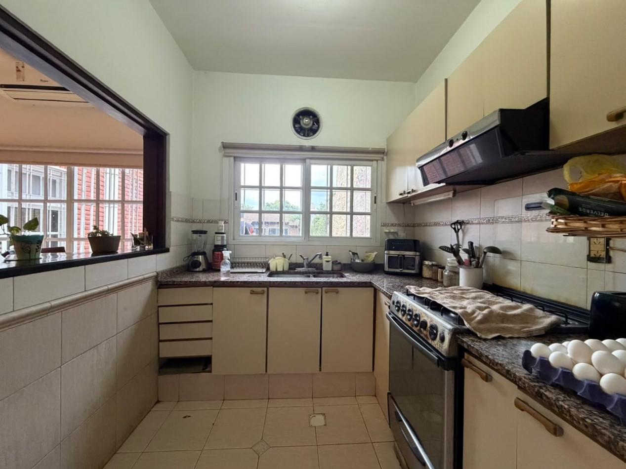 Hermosa Casa De 5 Ambientes - Villa Ballester