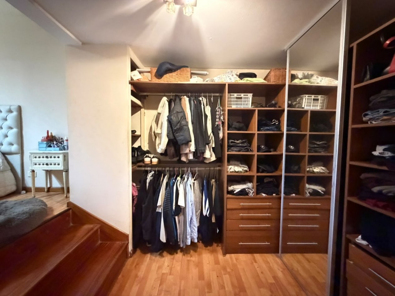 Hermosa Casa De 5 Ambientes - Villa Ballester