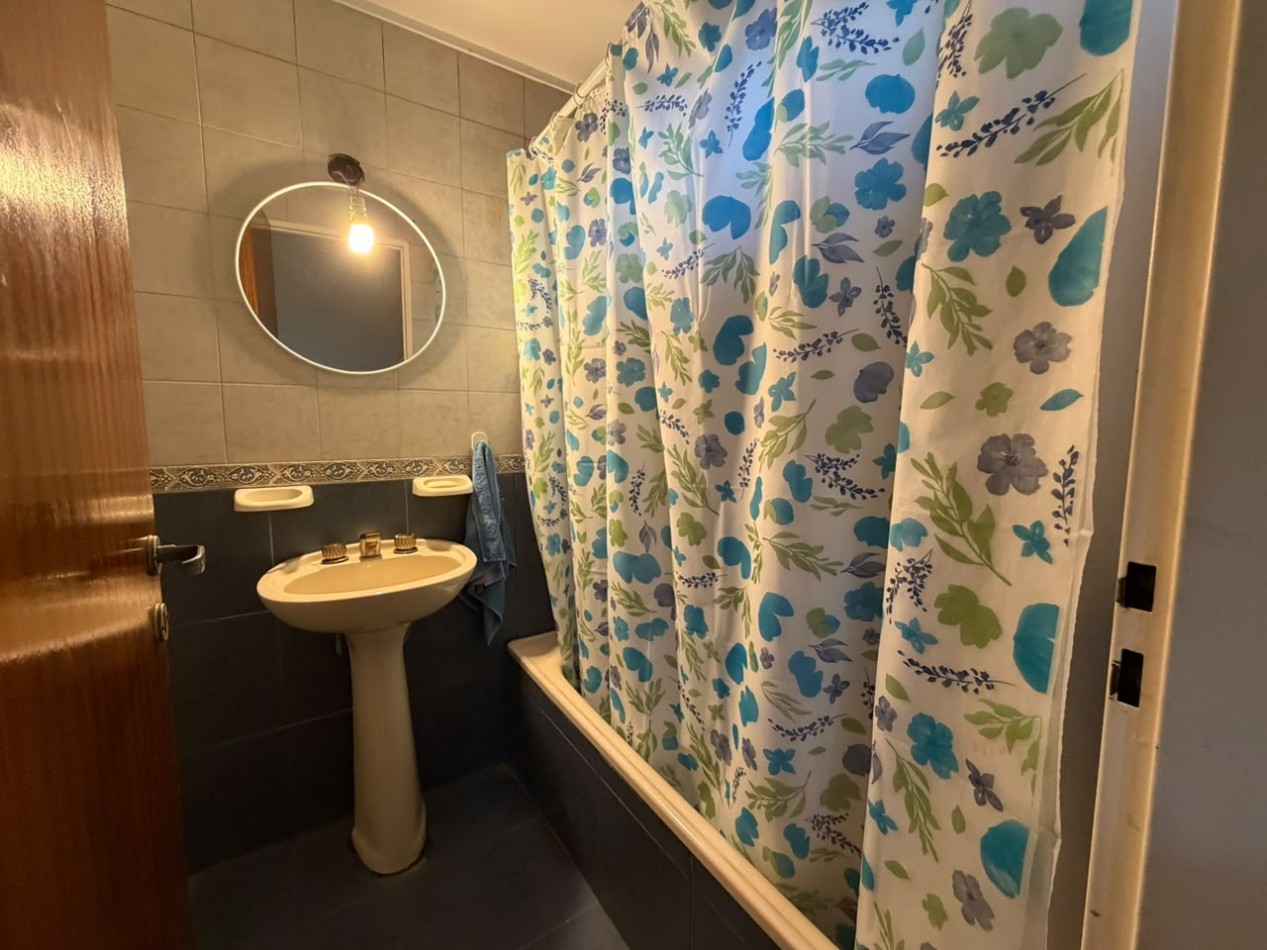 Hermosa Casa De 5 Ambientes - Villa Ballester