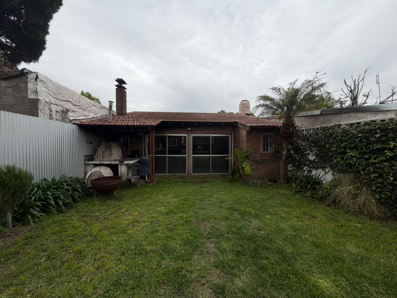 Hermosa Casa De 5 Ambientes - Villa Ballester