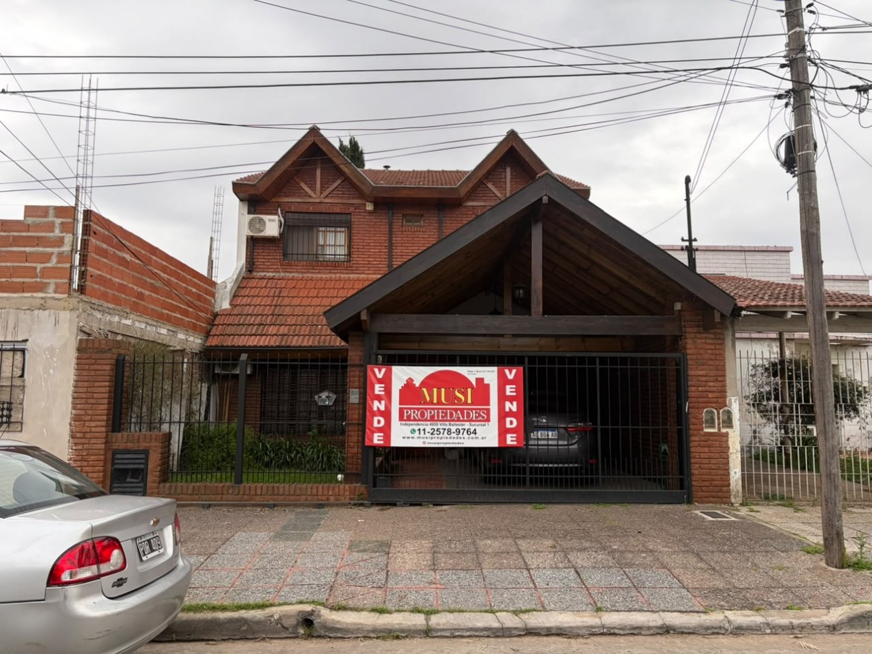 Hermosa Casa De 5 Ambientes - Villa Ballester