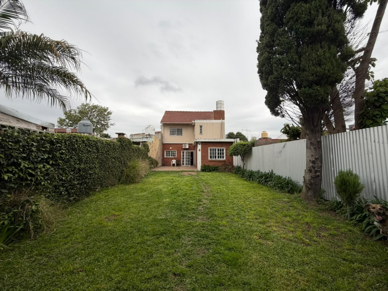Hermosa Casa De 5 Ambientes - Villa Ballester