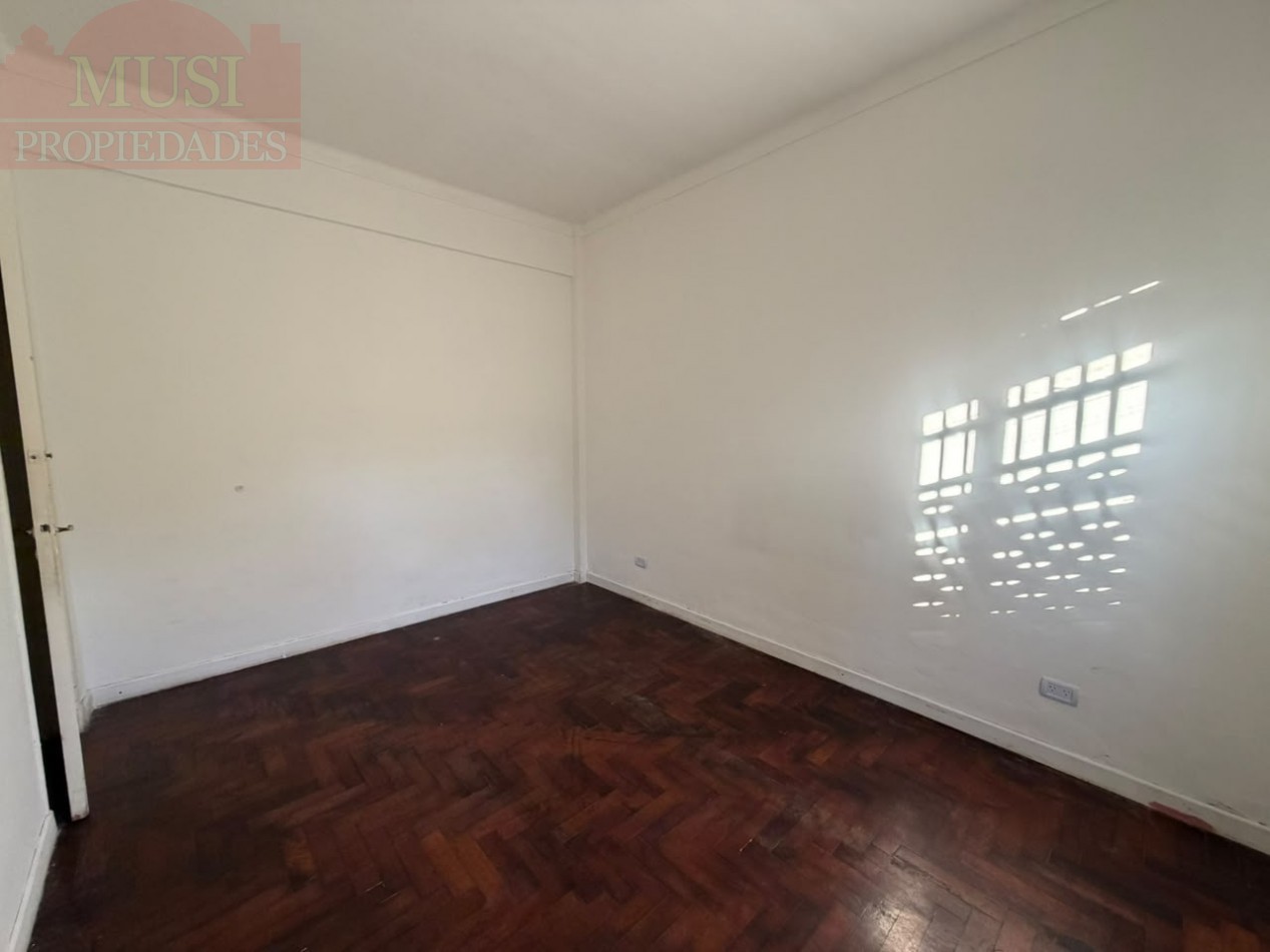 Departamento de 3 ambientes en Planta Baja en venta - San Martin