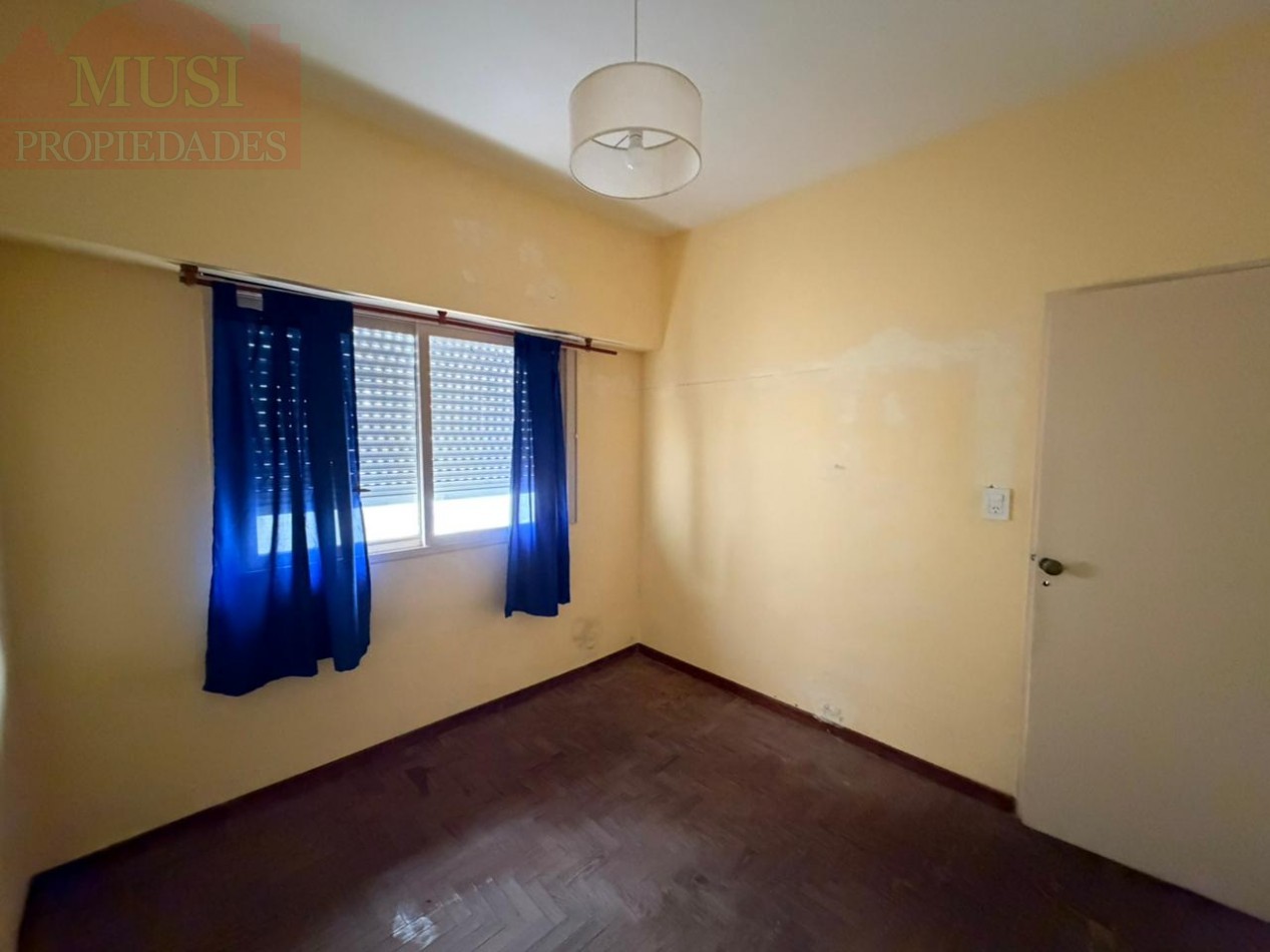Departamento de 2 ambientes en Planta Baja con Patio - San Martin Centro