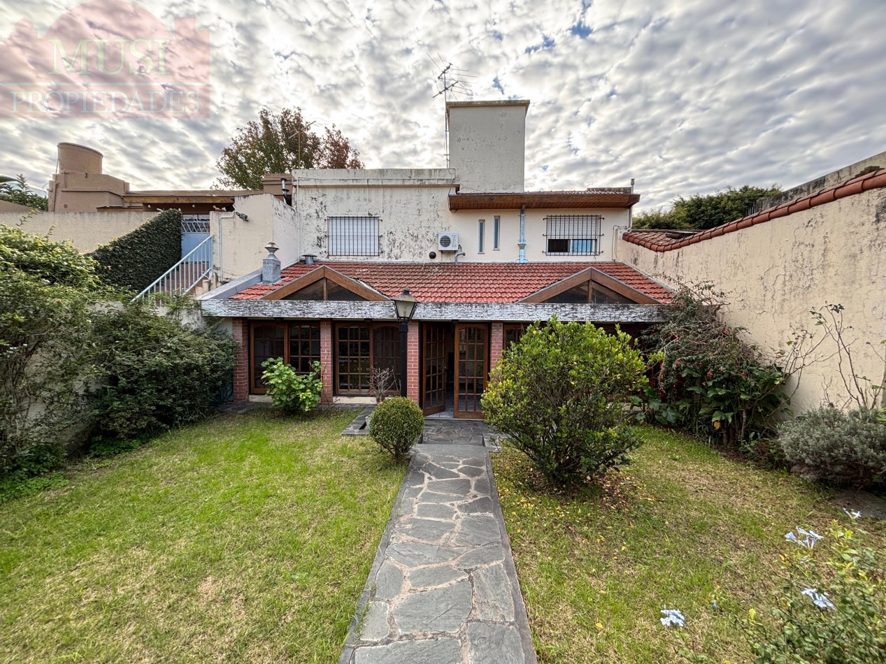 Casa 5 ambientes - Villa Ballester