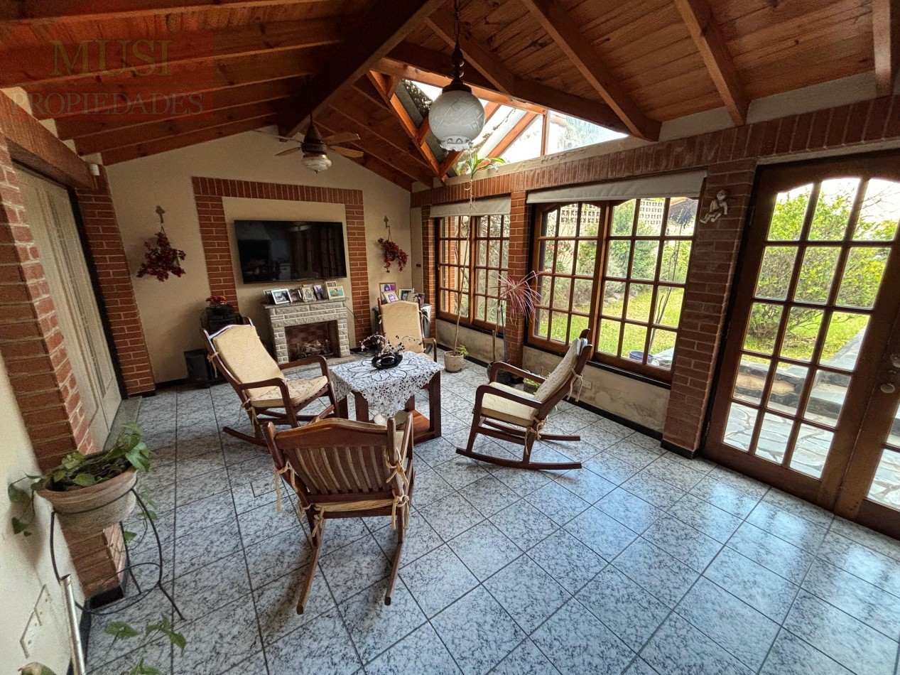 Casa 5 ambientes - Villa Ballester