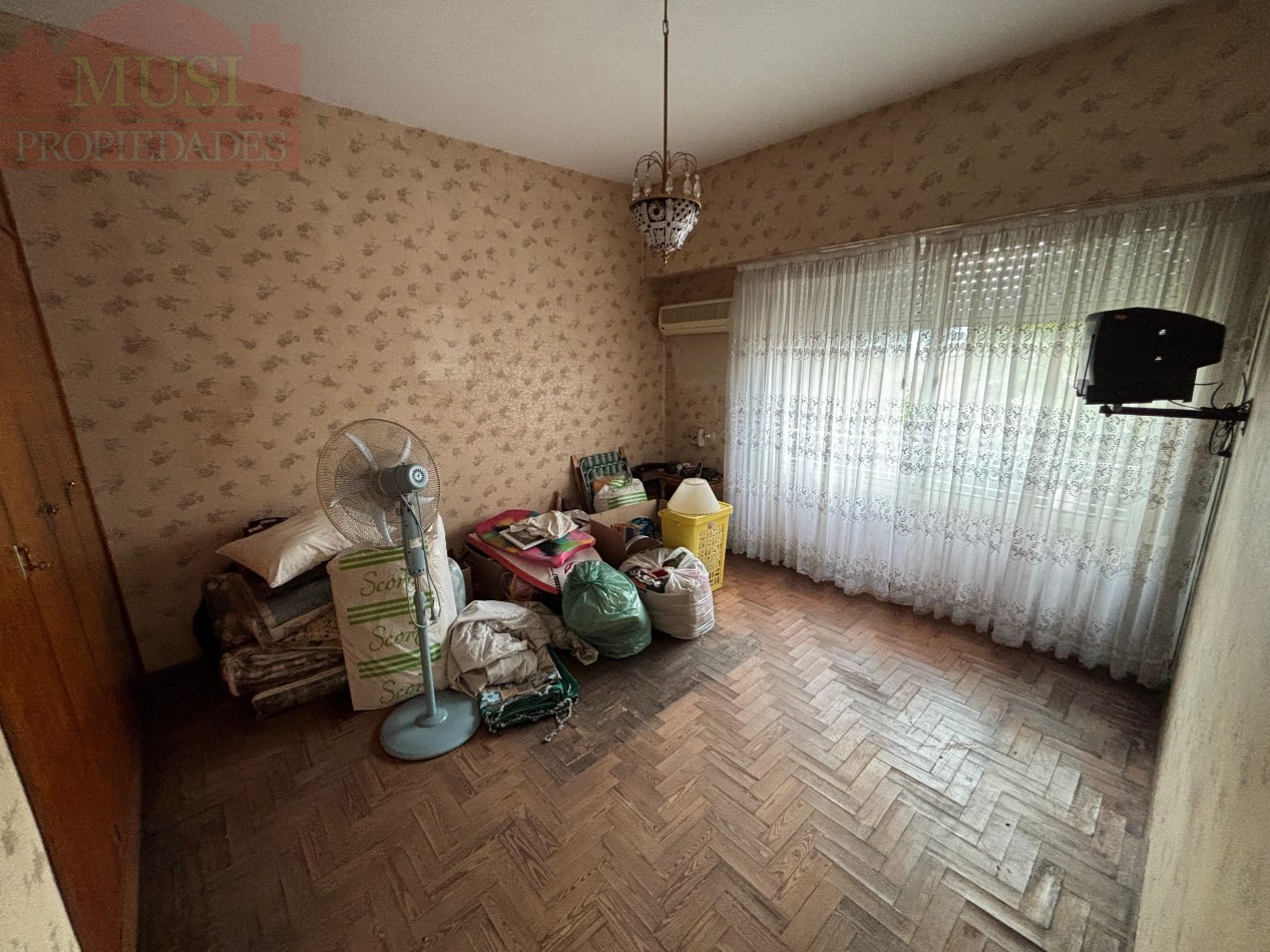Casa 5 ambientes - Villa Ballester