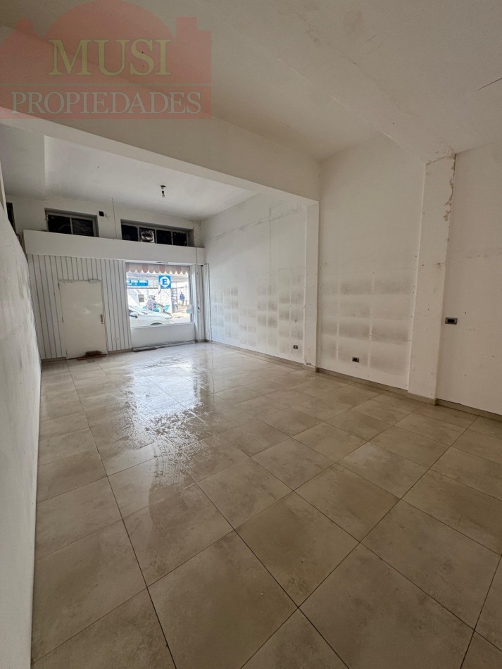 Excelente local en Venta. 