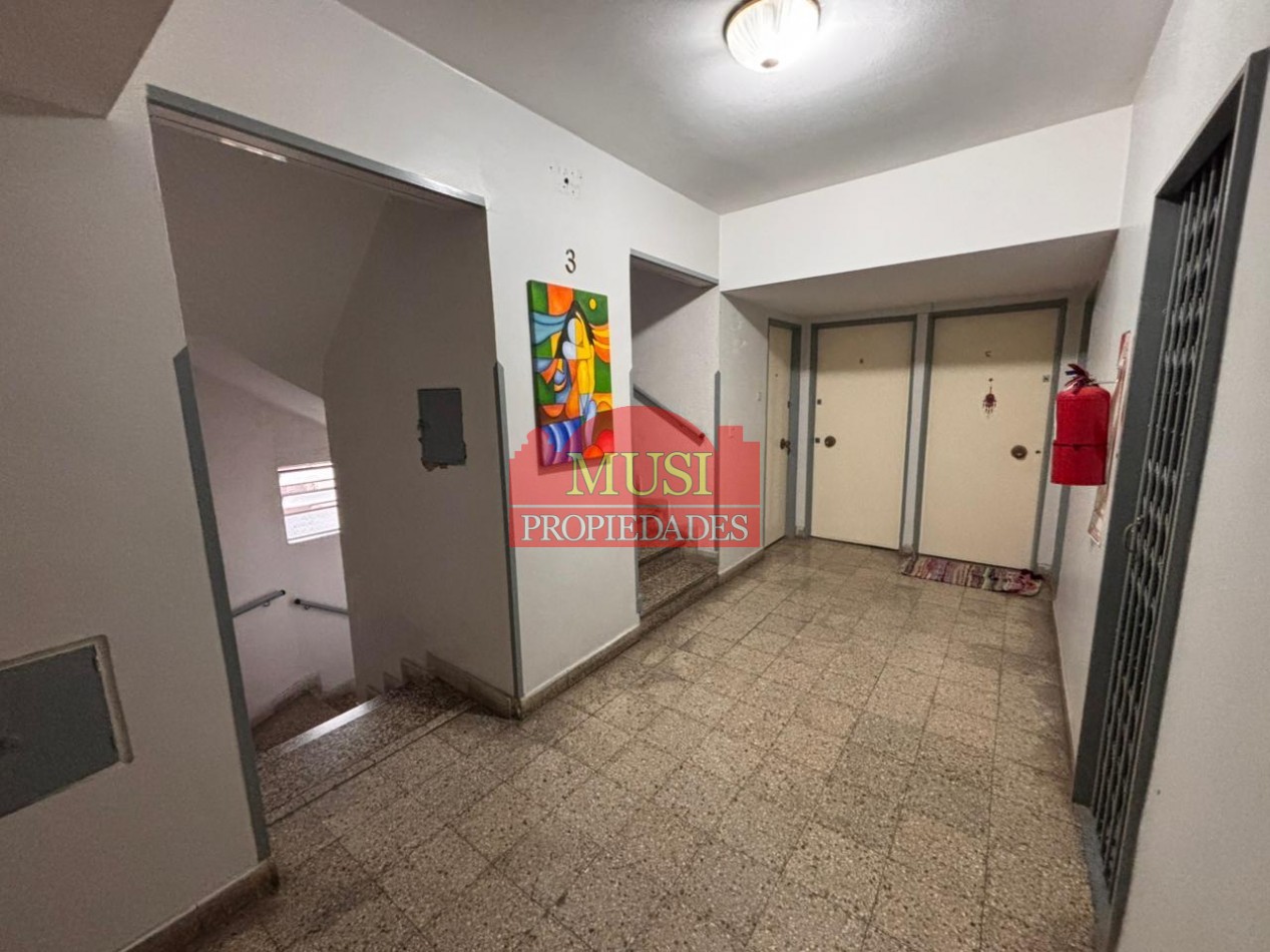 Depto de 4 amb. con cochera - San Martin centro