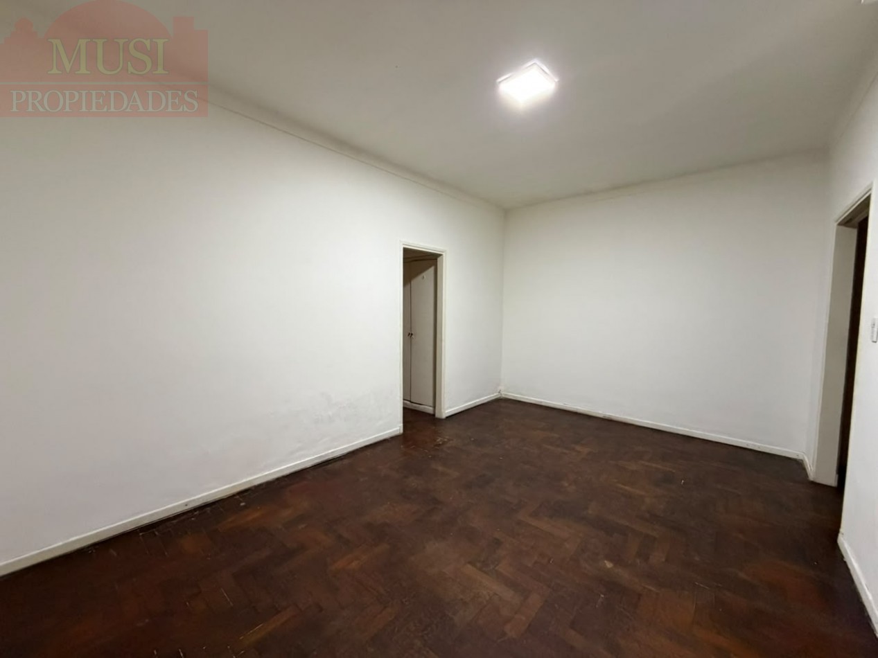 Departamento de 3 ambientes en Planta Baja en venta - San Martin