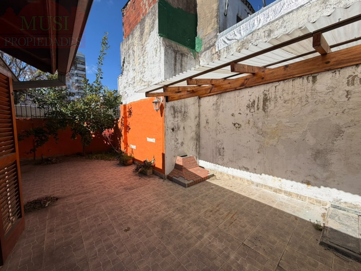 Hermoso PH de 4 ambientes a reciclar en venta - San Martin centro