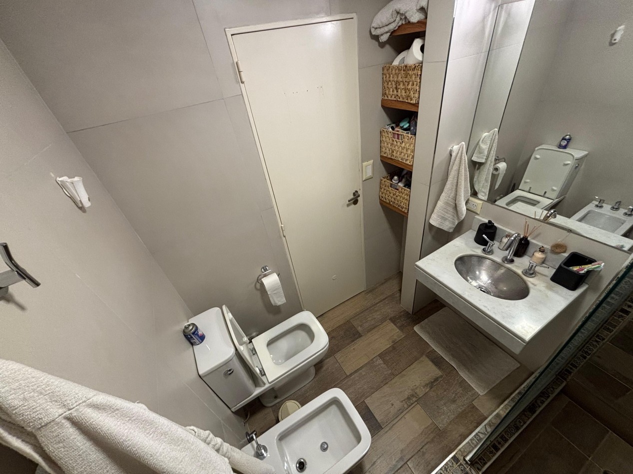 Departamento de 4 Ambientes en venta Dep. de Servicio y espacio guarda coche