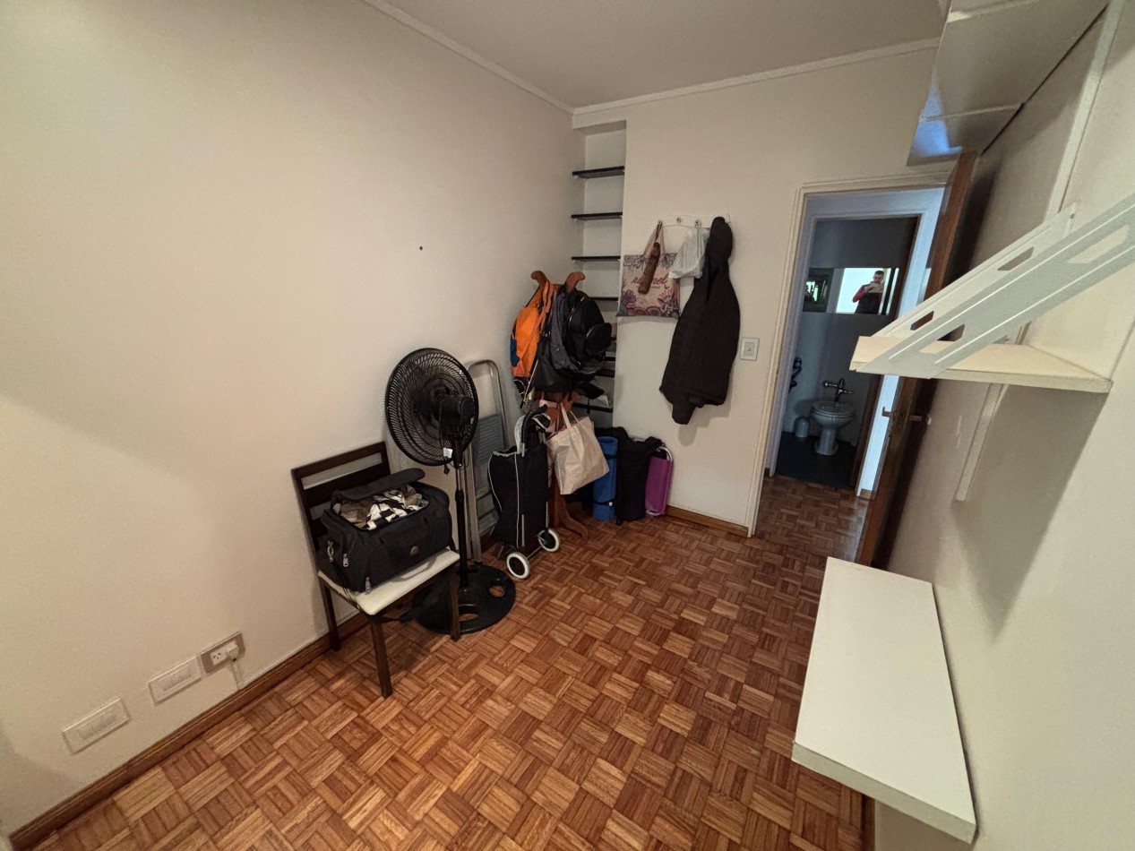 Departamento de 4 Ambientes en venta Dep. de Servicio y espacio guarda coche