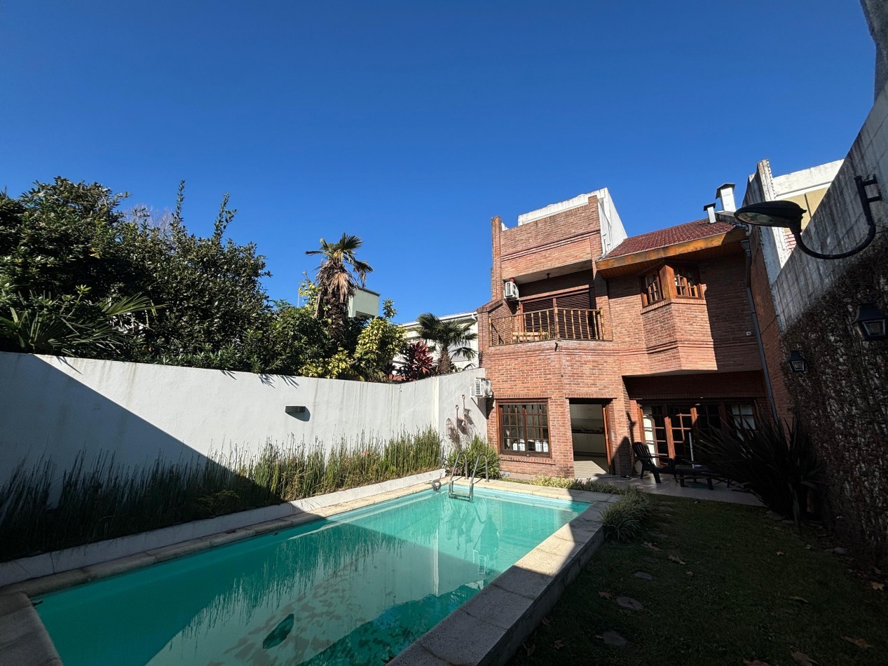 Hermosa Casa De 4 Ambientes - San Andres