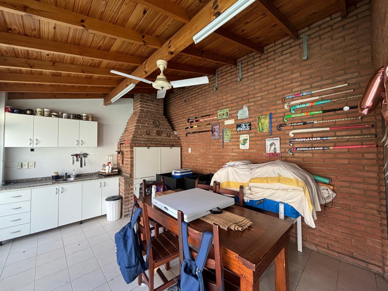 Hermosa Casa De 4 Ambientes - San Andres