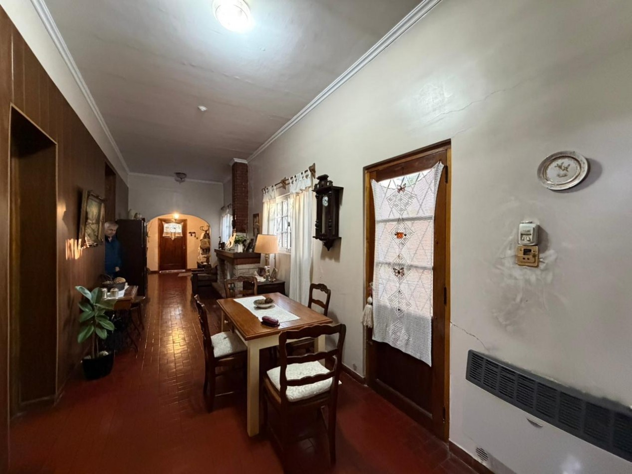 Excelente casa de 4 ambientes en venta - Malaver