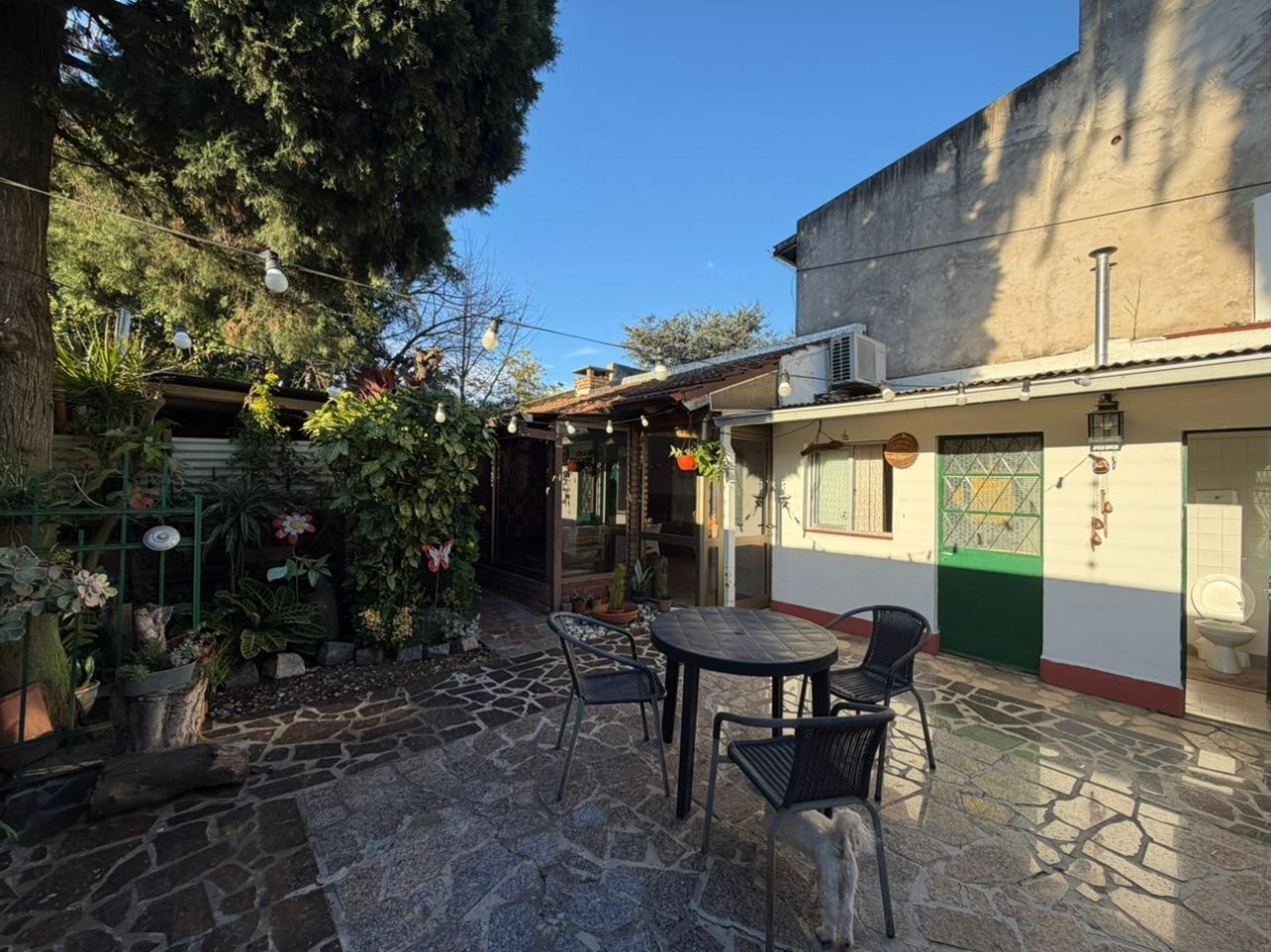 Excelente casa de 4 ambientes en venta - Malaver