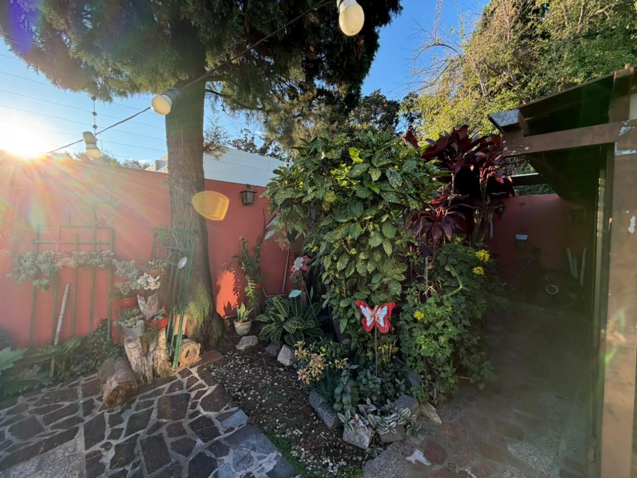 Excelente casa de 4 ambientes en venta - Malaver