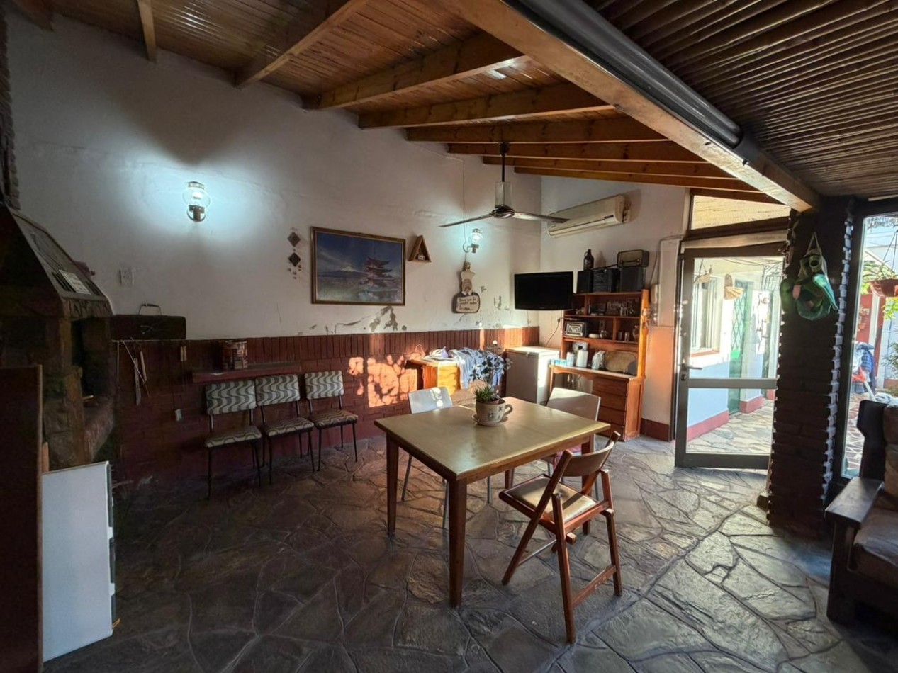 Excelente casa de 4 ambientes en venta - Malaver