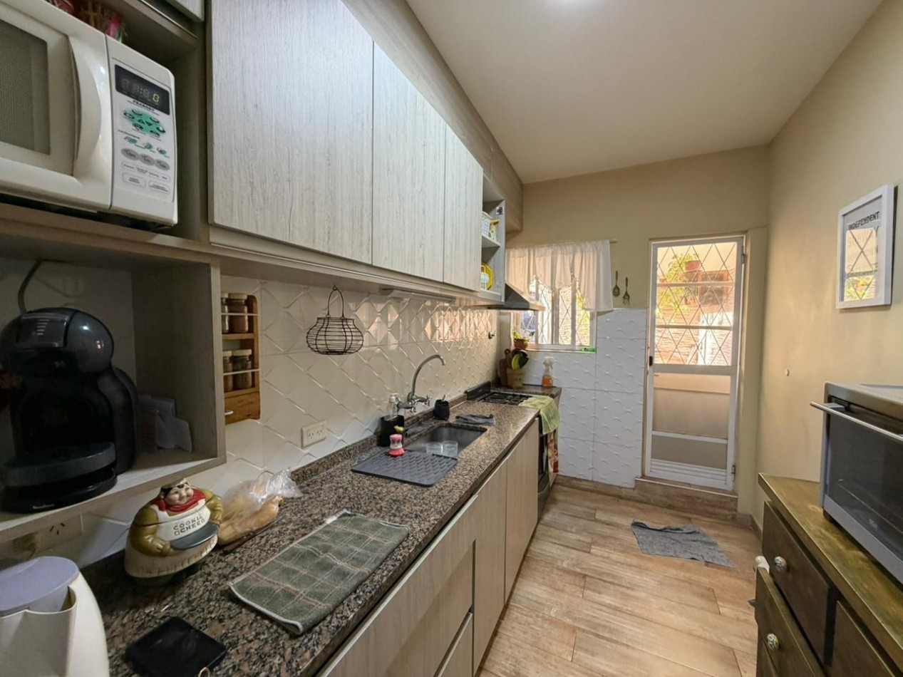 Excelente casa de 4 ambientes en venta - Malaver