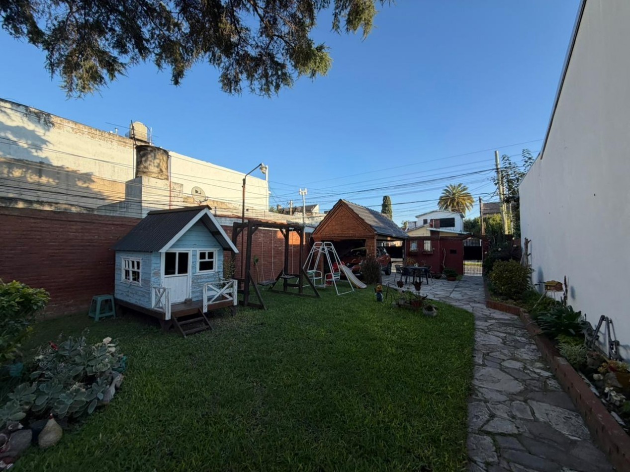 Excelente casa de 4 ambientes en venta - Malaver