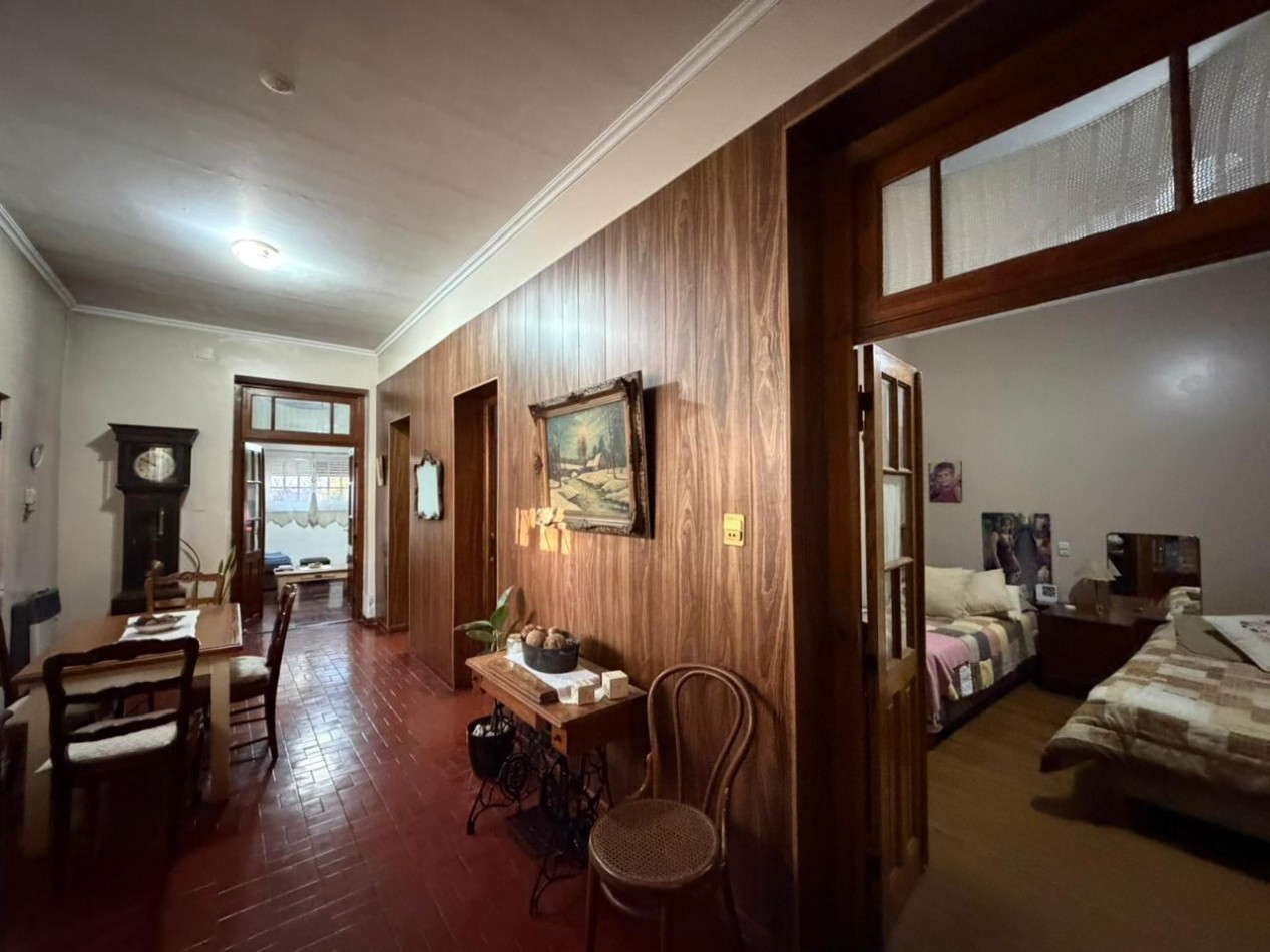 Excelente casa de 4 ambientes en venta - Malaver