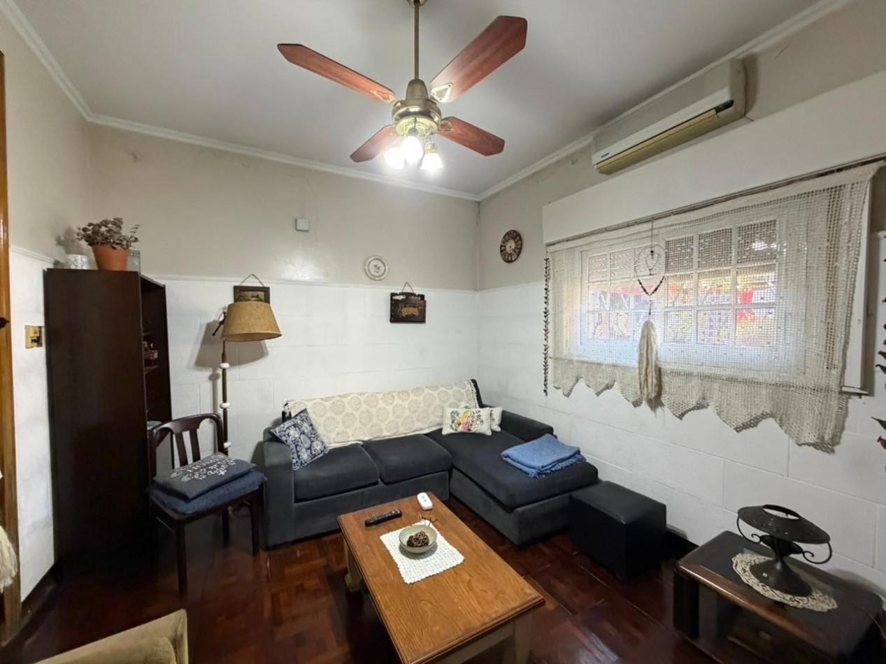 Excelente casa de 4 ambientes en venta - Malaver