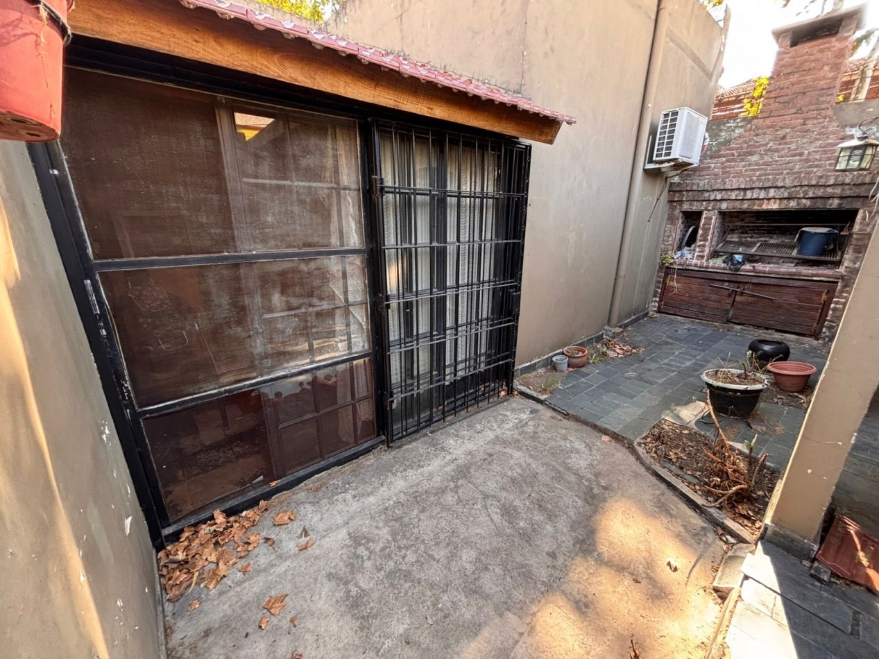 Ph 3 amb con patio y cochera - San Andres Barrio parque