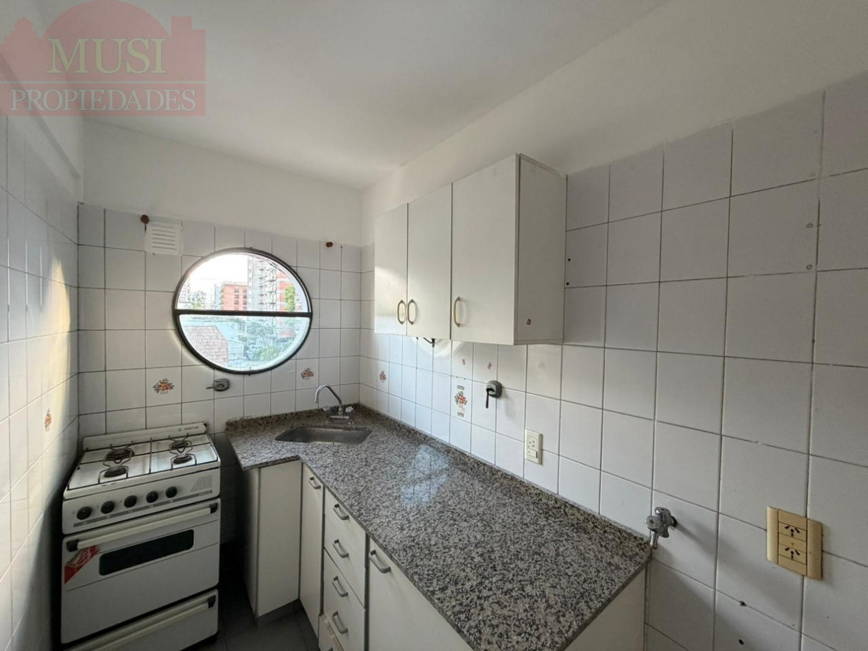 OPORTUNIDAD Excelente Monoambiente dividido en venta - San Martin centro