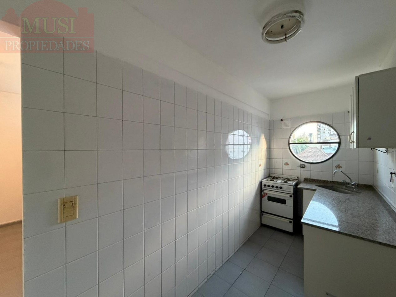 OPORTUNIDAD Excelente Monoambiente dividido en venta - San Martin centro