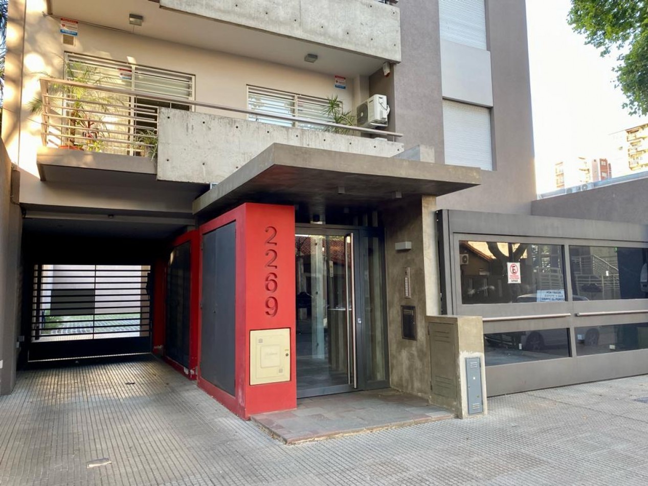 Excelente departamento de 2 ambientes con cochera - San Martin