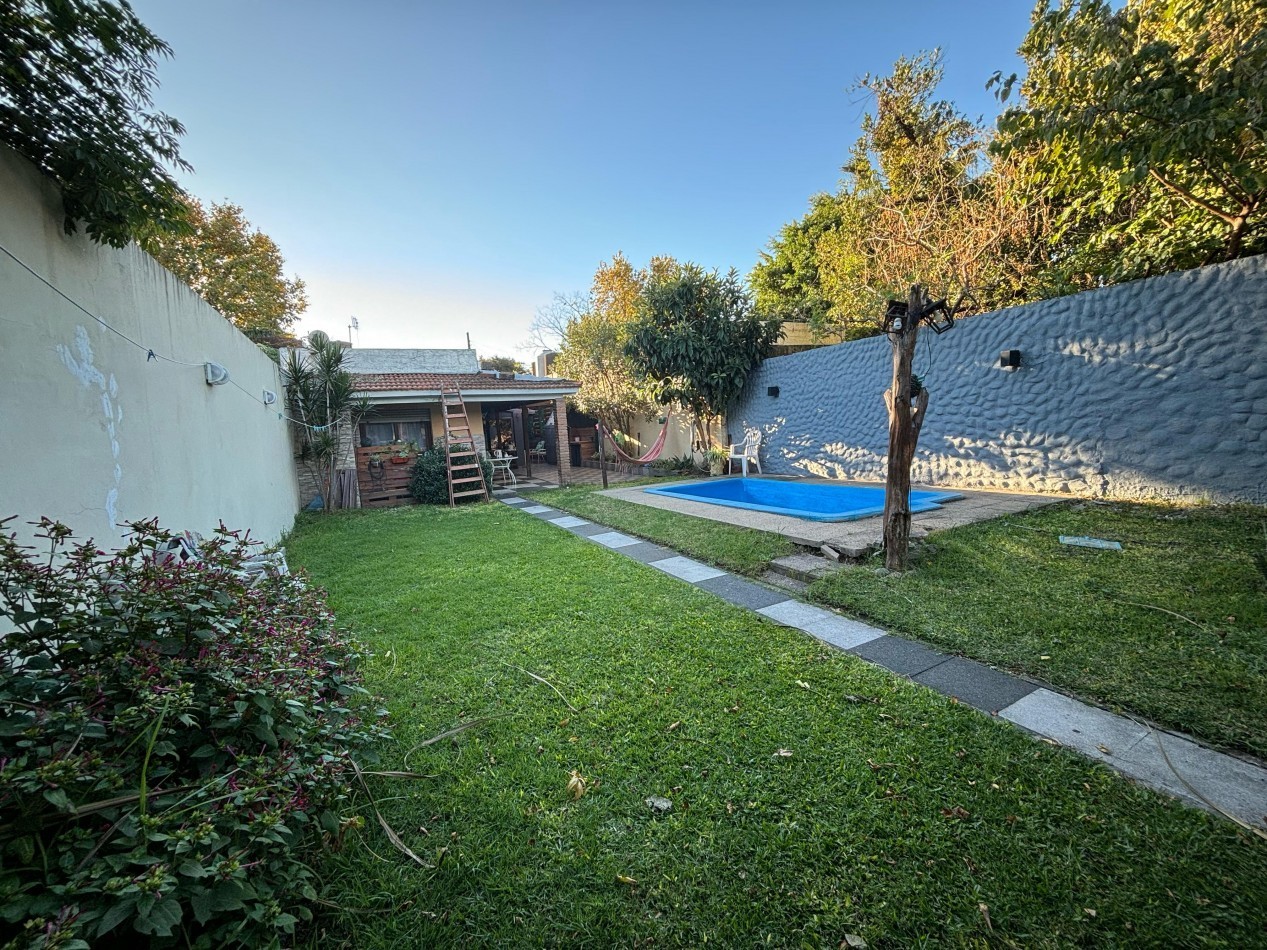 Hermosa casa de 4 ambientes en venta - San Martin
