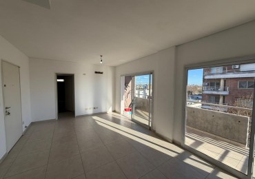 Excelente departamento de 2 ambientes con cochera - San Martin